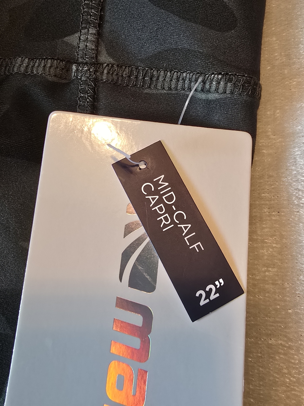 Camo High-Waist Leggings 22" - Picture 4 of 5
